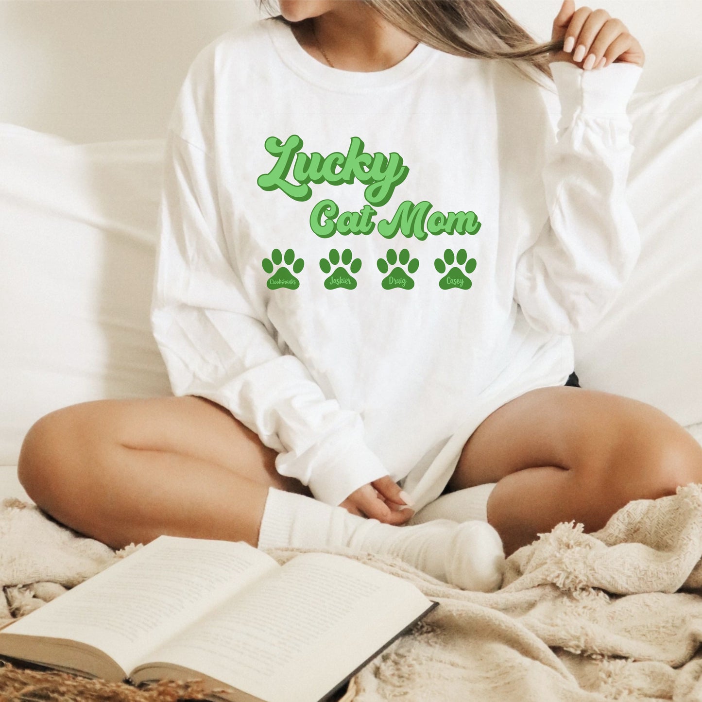 Lucky Cat mom Paws
